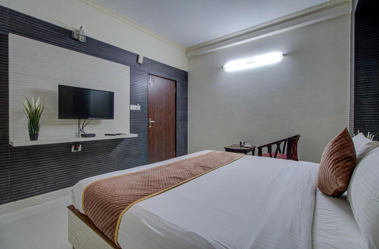 Hotel Royal Classio, Bangalore Esterno foto